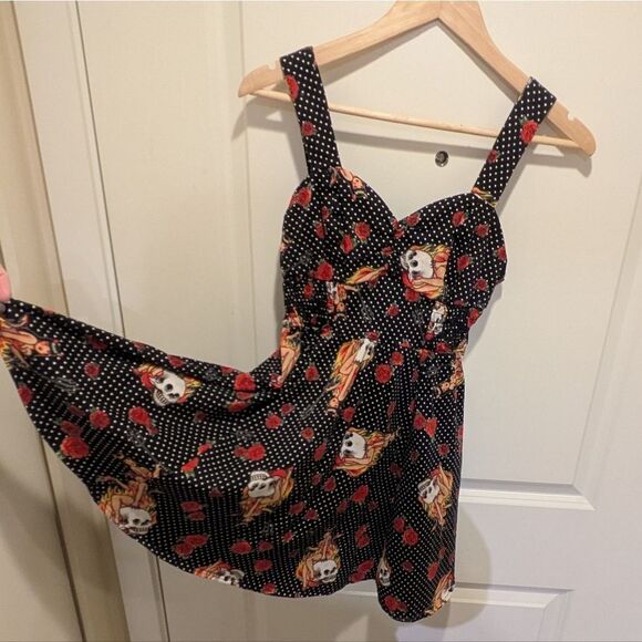 EUC Hot Topic 2013 S Cotton Rose and Flaming Skull Polka Dot Pinup Dress - Picture 3 of 4